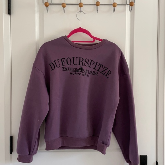 SHEIN crewneck - Picture 1 of 2